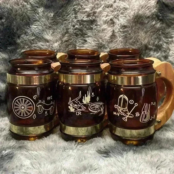 Vintage Siesta Ware Cowboy Barrel
Mugs & Wood  Serving Tray Set | - Picture 13 of 16